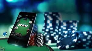 Live dealer playing blackjack on link yoktogel, with chat interface visible on mobile screen