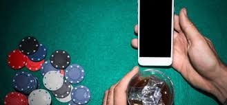 Red Tiger slot game reel display on link yoktogel mobile screen